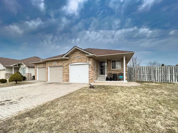 1198 Highnoon Dr, Windsor, ON N9G 2X1