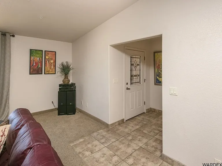 3030 Caliente Dr #102 — Photo 25