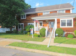 44 Baker Ave, Merrick, NY 11566