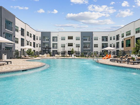 Salt-Water Pool with Sun Shelf and Grills