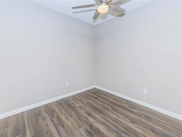 Briarwood Apartments — Photo 49