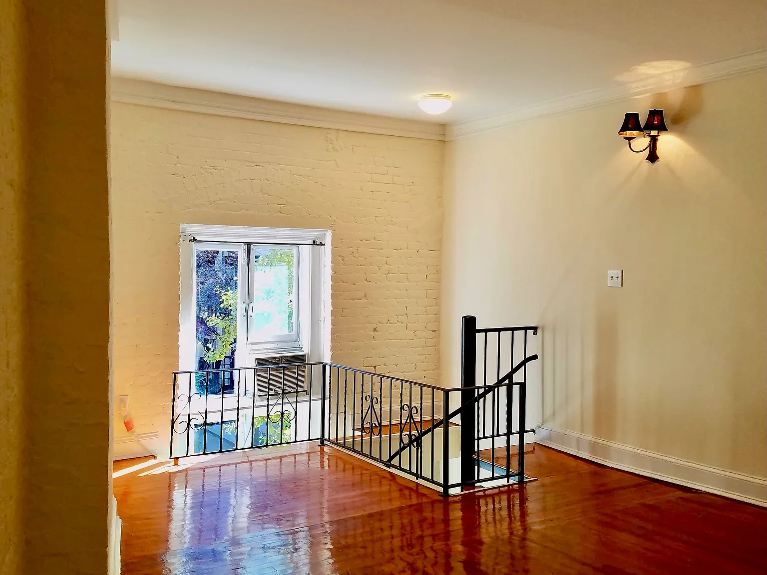 70 Barrow Street — Photo 4