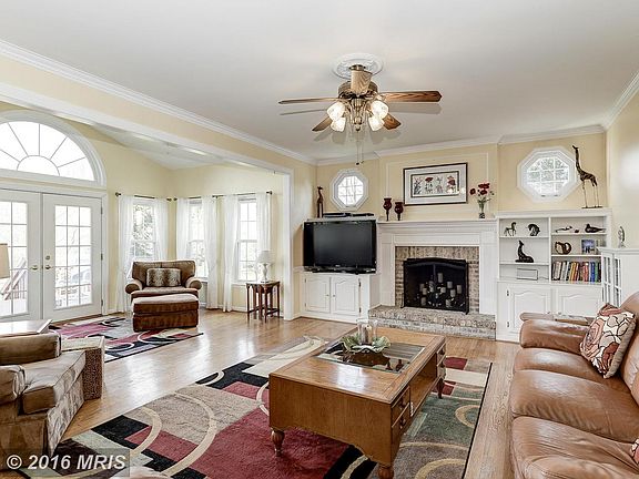 3rd image of 22205 Canterfield Way