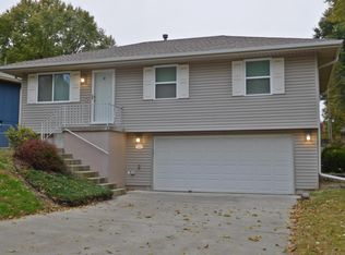 4908 Saville Ct, Kansas City, MO 64136