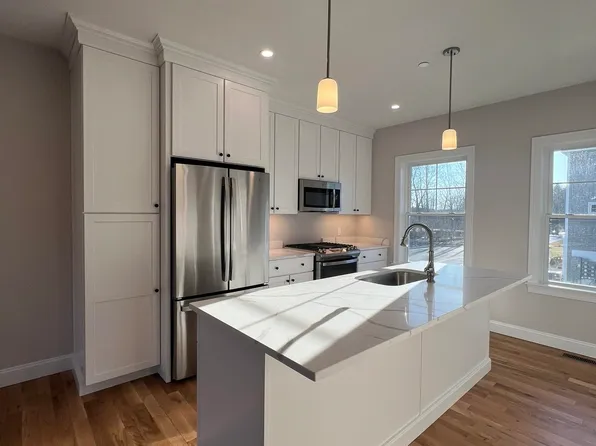 6 Juniper Lane #3, Portsmouth, NH 03801
