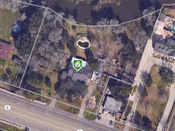 8628 Highway 6, Hitchcock, TX 77563