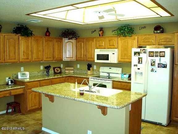 2nd image of 11059 E Nopal Ave