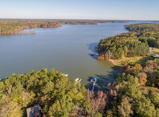 100 Mickey Ln, Henderson, NC 27537