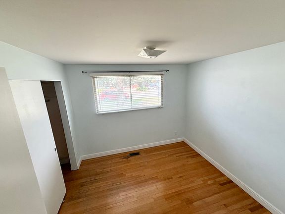 4th image of 6884 S Bella Vista Dr