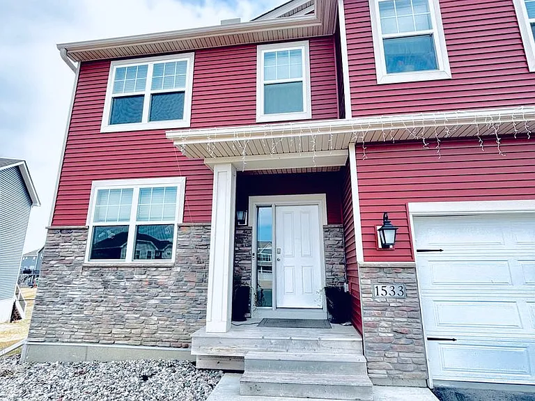 1533 Linwood Cir — Photo 3