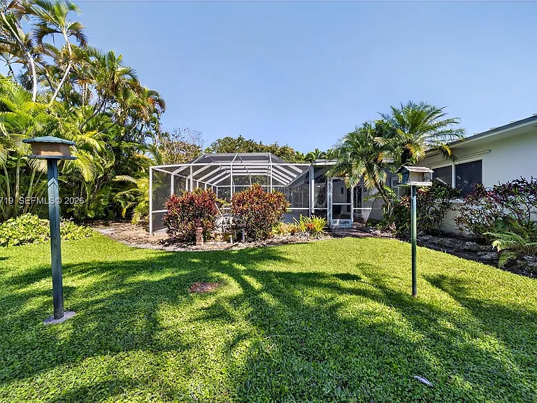 10142 SW 79th Ave — Photo 51