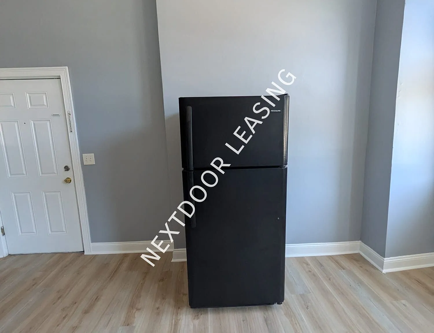 403 Avenue C — Photo 2