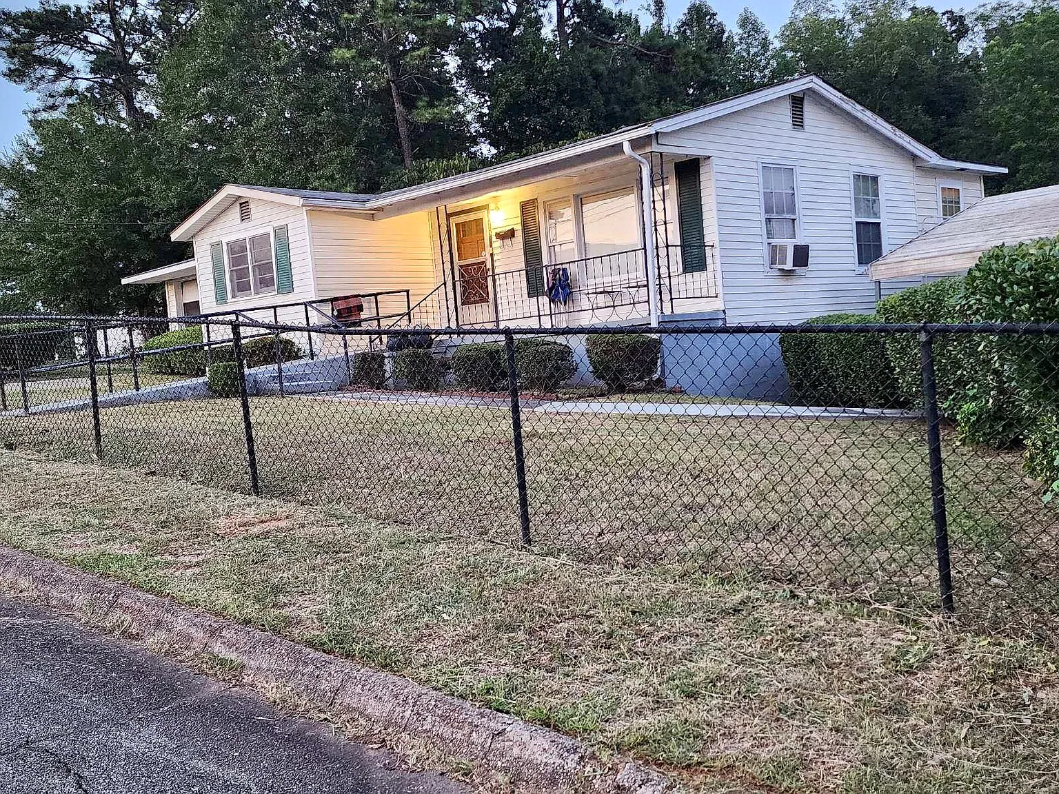 401 Roger Brawner Ave — Photo 1
