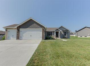 741 Glen Eagle Dr, Troy, MO 63379
