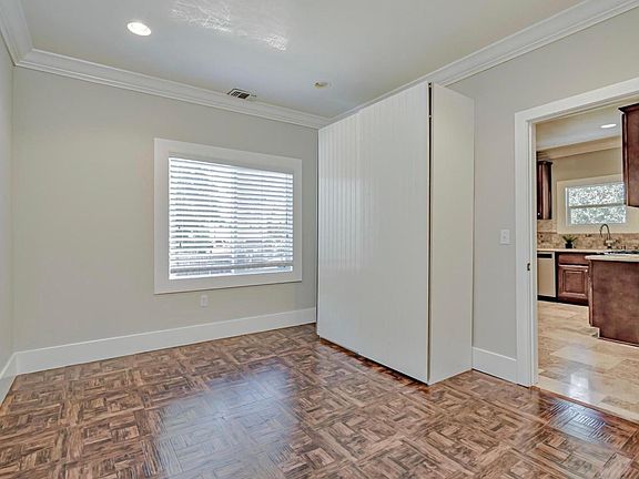 5th image of 2660 28th St