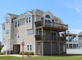 302 E Baltic St, Nags Head, NC 27959