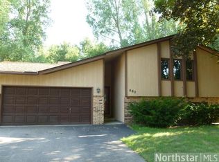 882 104th Ave NW, Coon Rapids, MN 55433