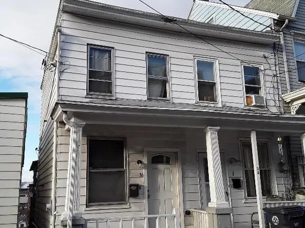 36 S 3rd St, Steelton, PA 17113