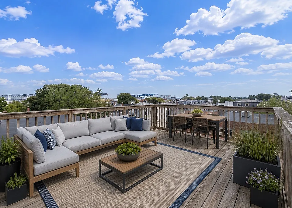 735 E 3rd St #3
