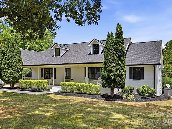 4th image of 49435 River Run Rd