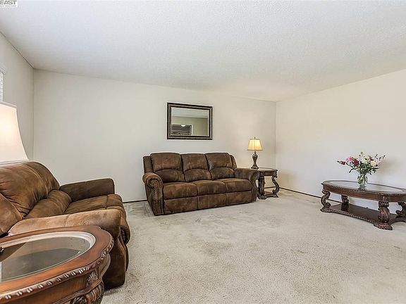 4th image of 7016 Amador Valley Blvd