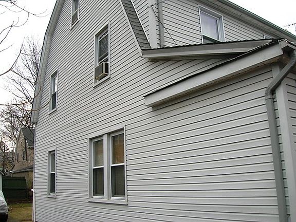 3rd image of 9018 242nd St