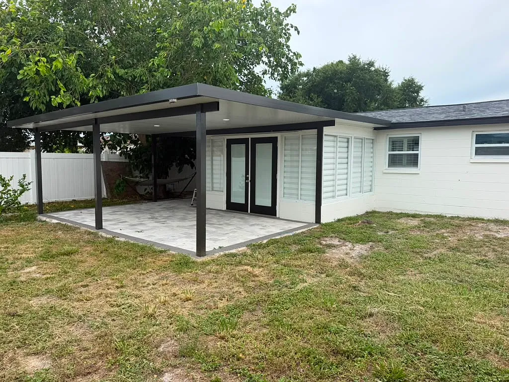 2 bed, 1340 sqft, $1,800 — Photo 2