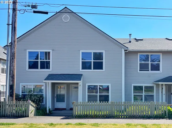 14134 E Burnside St APT 5, Portland, OR 97233