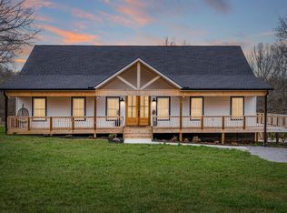 4619 Akin Rd, Cunningham, TN 37052