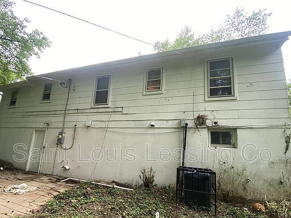 4th image of 306 S Marguerite Ave