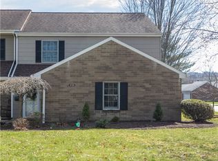 242 Roscommon Pl, Canonsburg, PA 15317