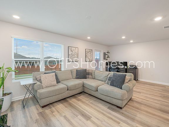 3rd image of 4623 Naval Ct
