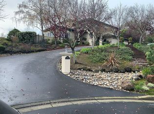 126 Stonehurst Ct, Martinez, CA 94553