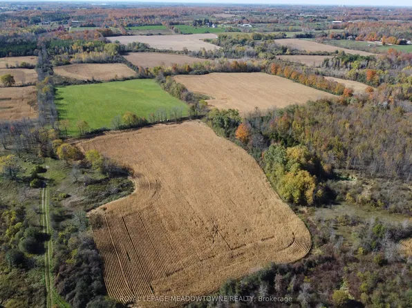 11080 1st Line, Milton, ON L9E 0J8