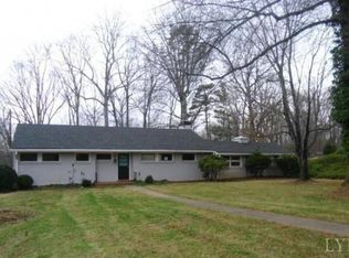 1419 Club Dr, Lynchburg, VA 24503