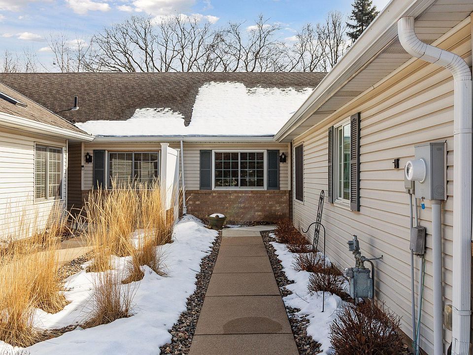 1st image of 8951 Thomas Ln