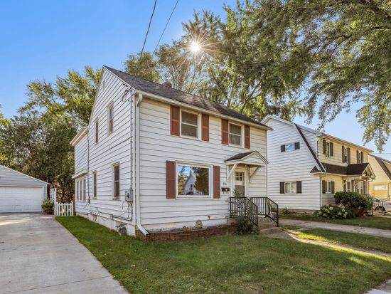 916 4th Ave SE, Rochester, MN 55904