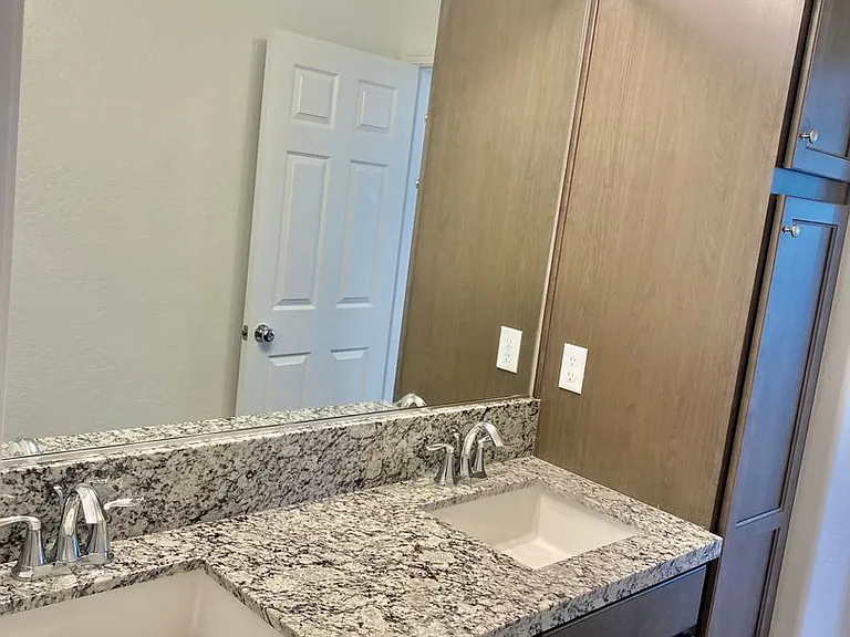 6689 E Cambridge Ave — Photo 18