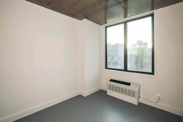 Rented by Nooklyn NYC LLC | media 6