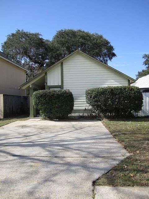 1st image of 3009 Cedarwood Village Ln