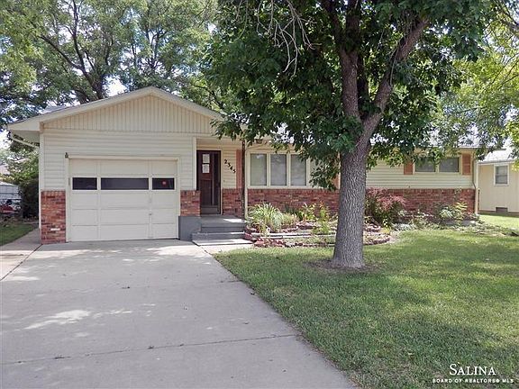 2nd image of 2345 Mayfair Dr