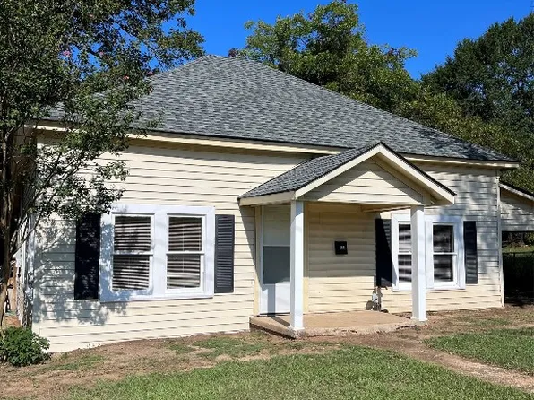 521 NW Front St, Vivian, LA 71082