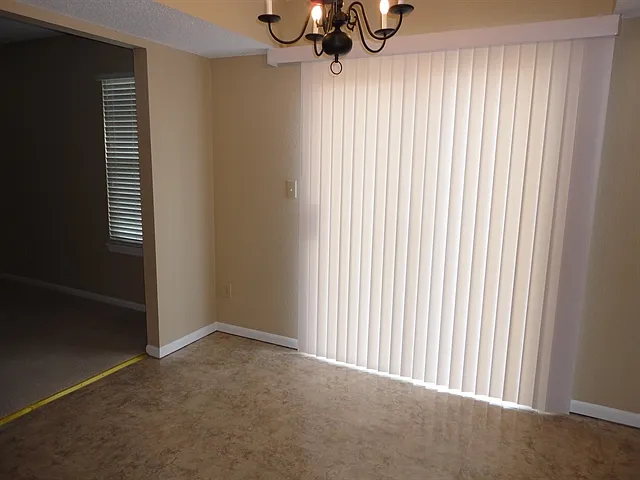 10240 Draycott Ave — Photo 5