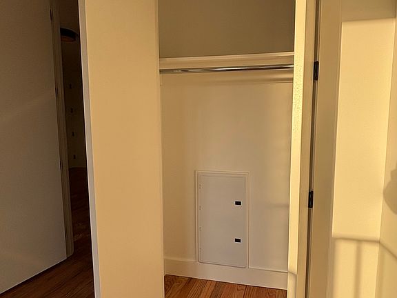 3rd image of 1198 Bedford Ave #E