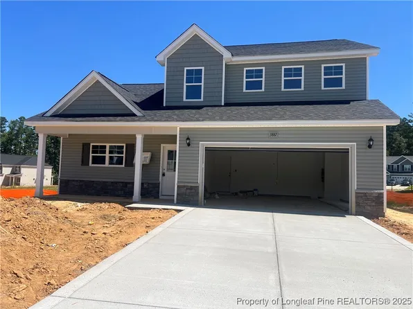 3887 Blackhills Rd, Fayetteville, NC 28311