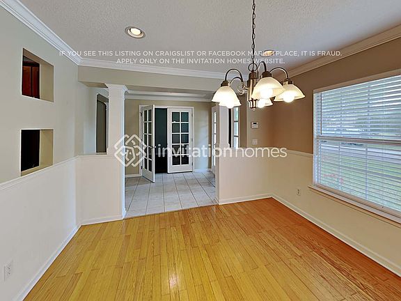 3rd image of 12443 Hatton Chase Ln E