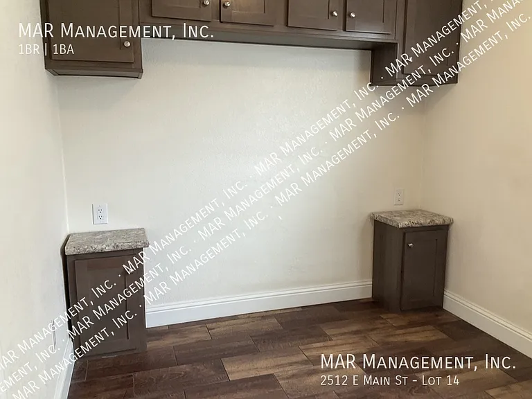 2512 E Main St #14 — Photo 7