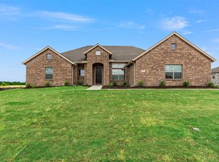 1717 Creekview Ln, Nevada, TX 75173