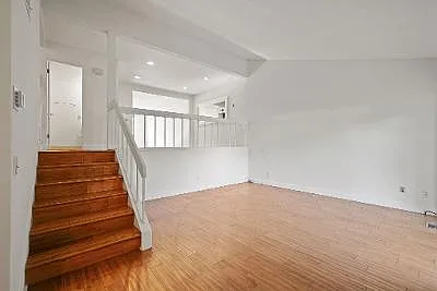 6242 1/2 Shoup Ave — Photo 7