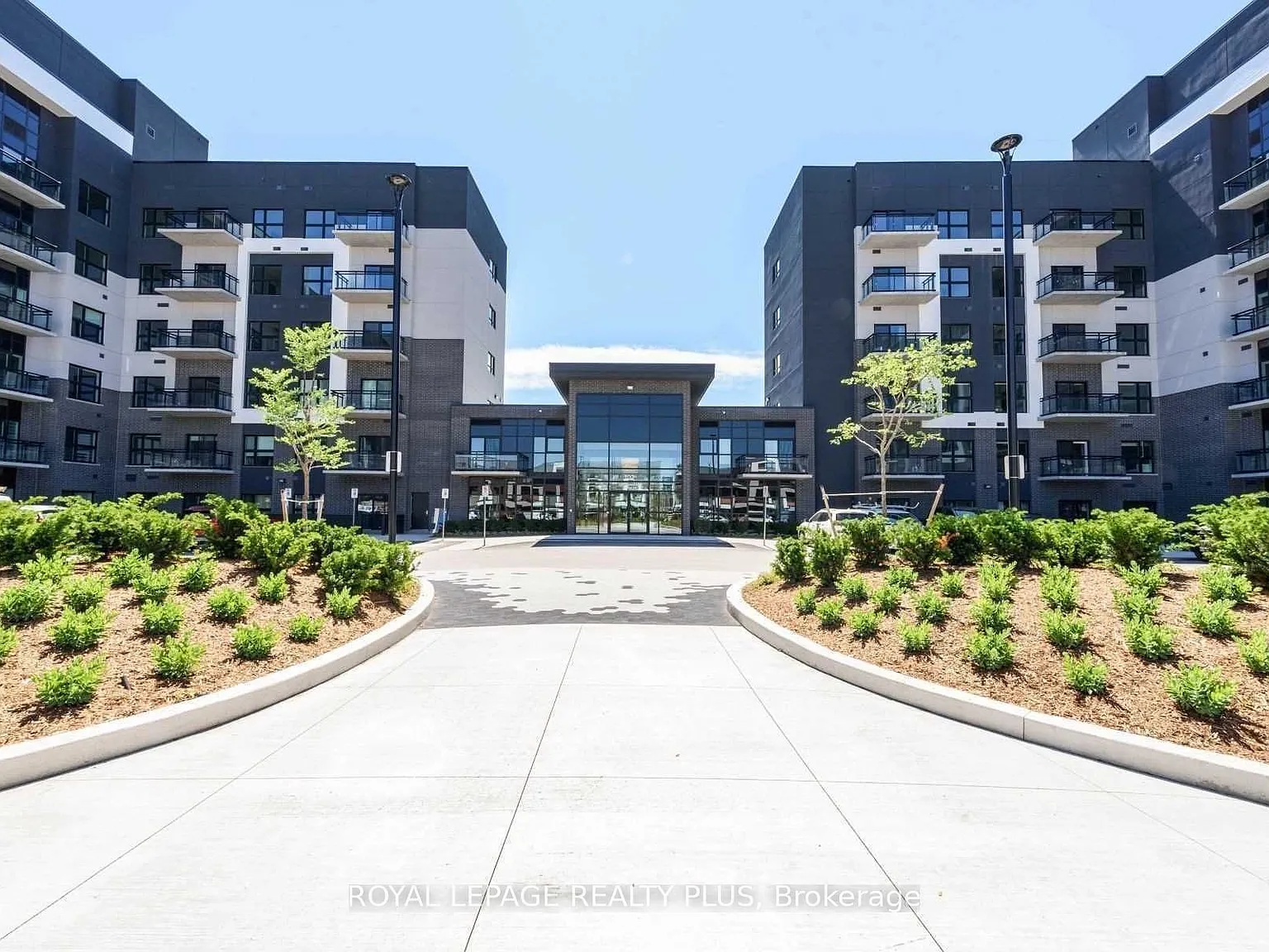 102 Grovewood Cmn — Photo 4